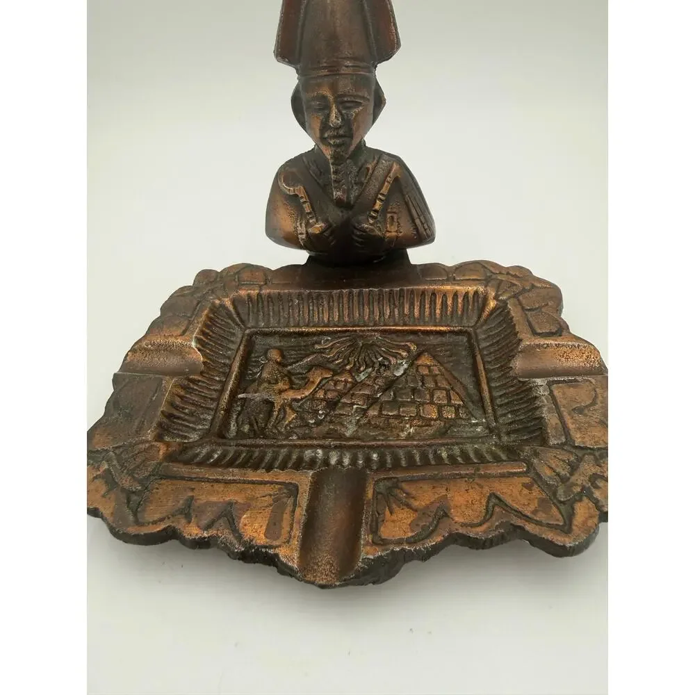 1950's Egyptian Revival Pharaoh Ashtray